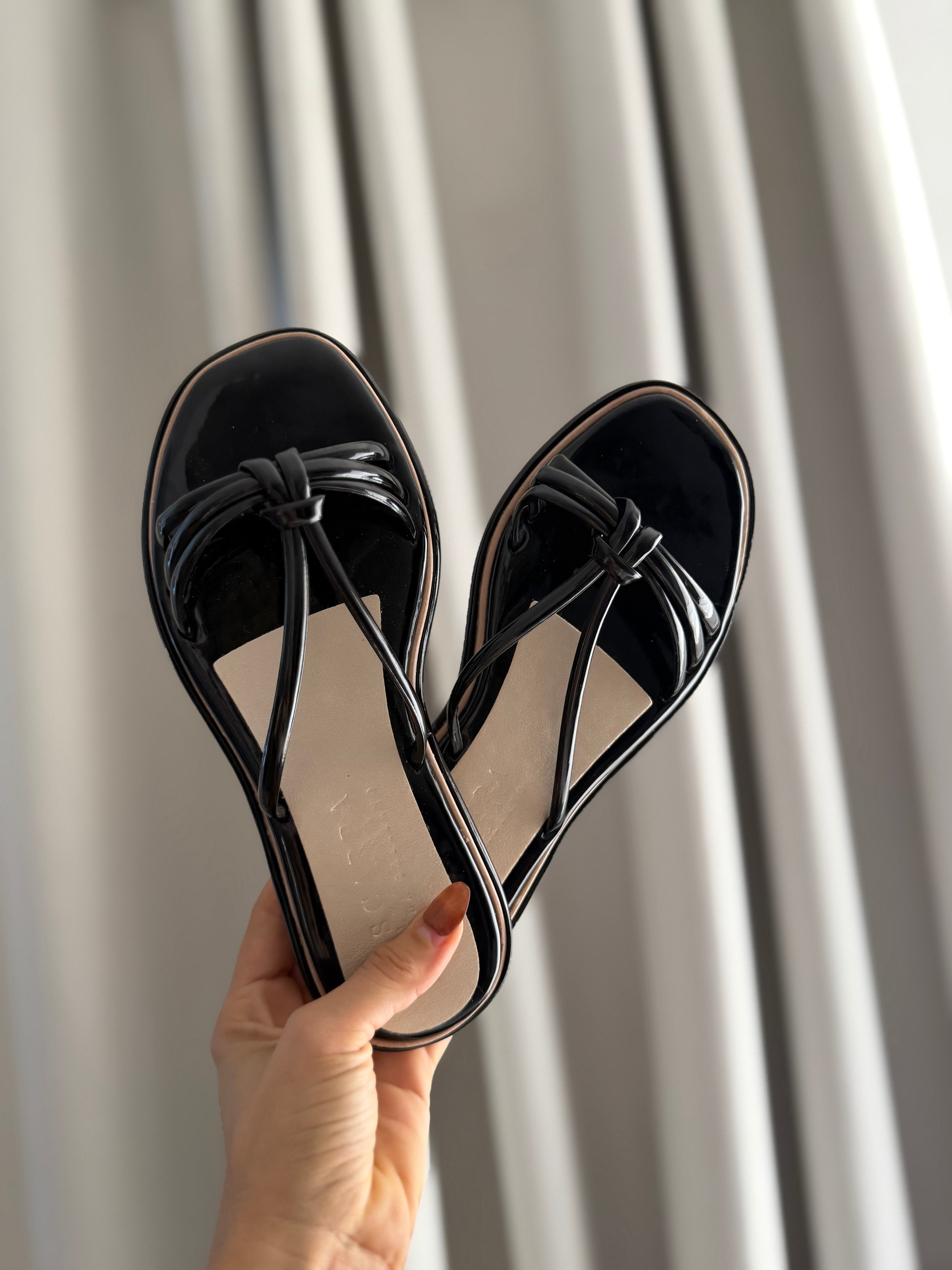 SOLE