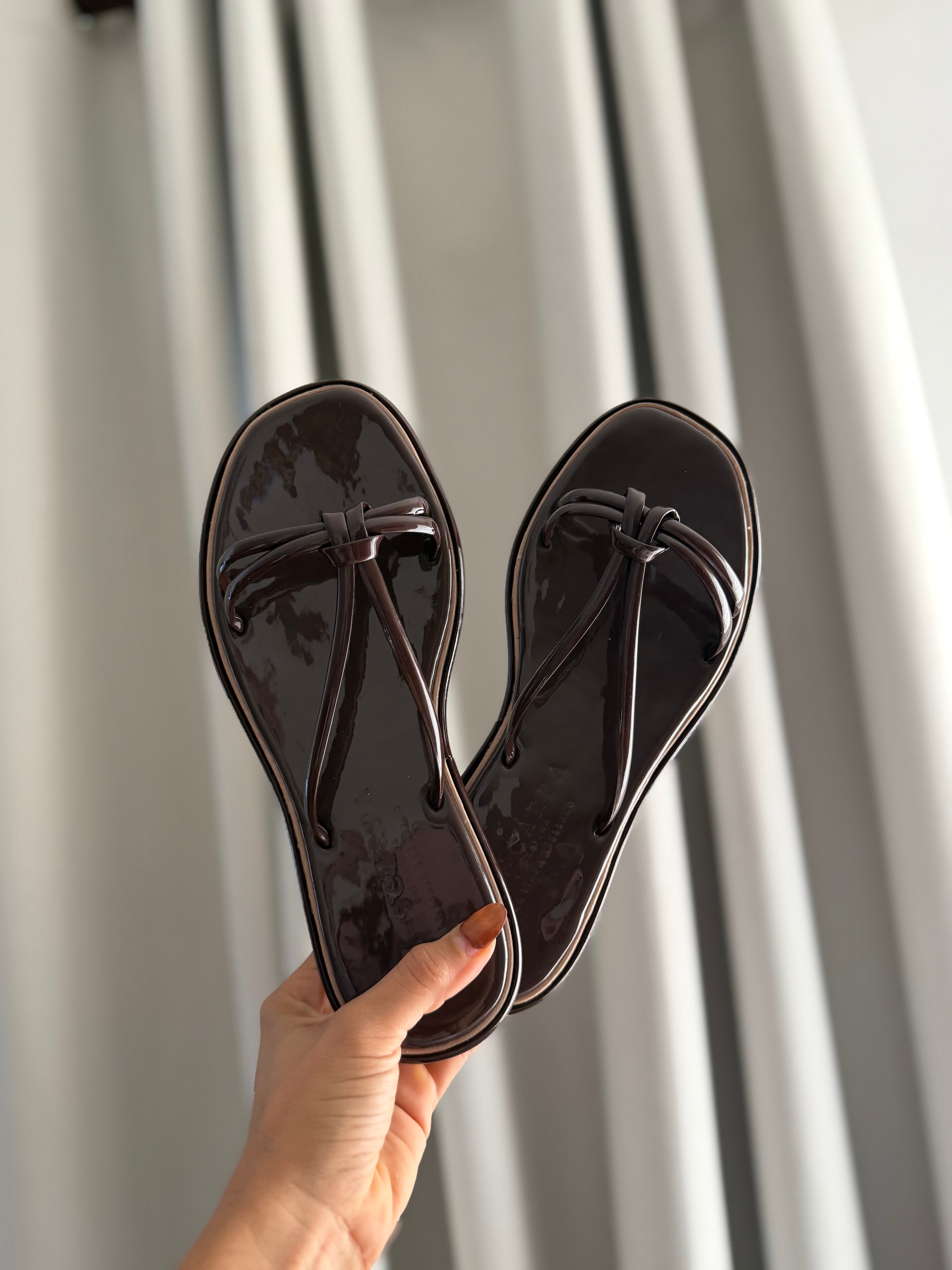 SOLE